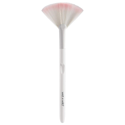WET N WILD - Fan Brush